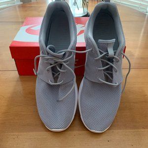 Nike Roche One Shoes